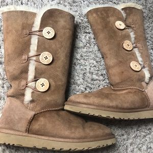 Tall Ugg boots, size 8